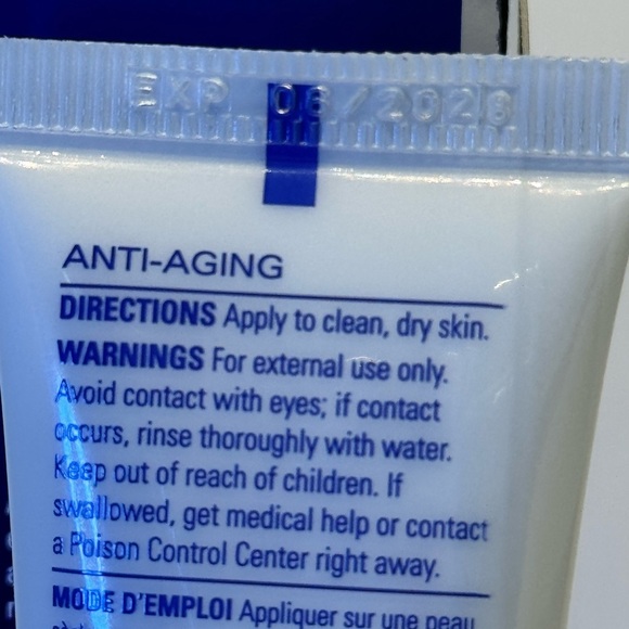 ZO Skin Health Illuminating AOX Serum -  NEW IN BOX EXP 6/28 travel size BONUS - Picture 6 of 7